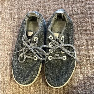 Allbirds women wool runners in gray